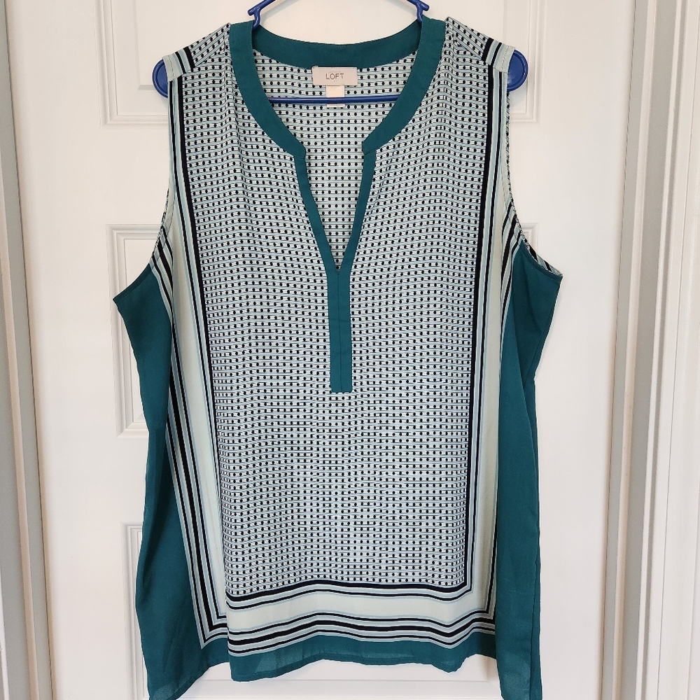 Teal and White Patterned Sleeveless Top